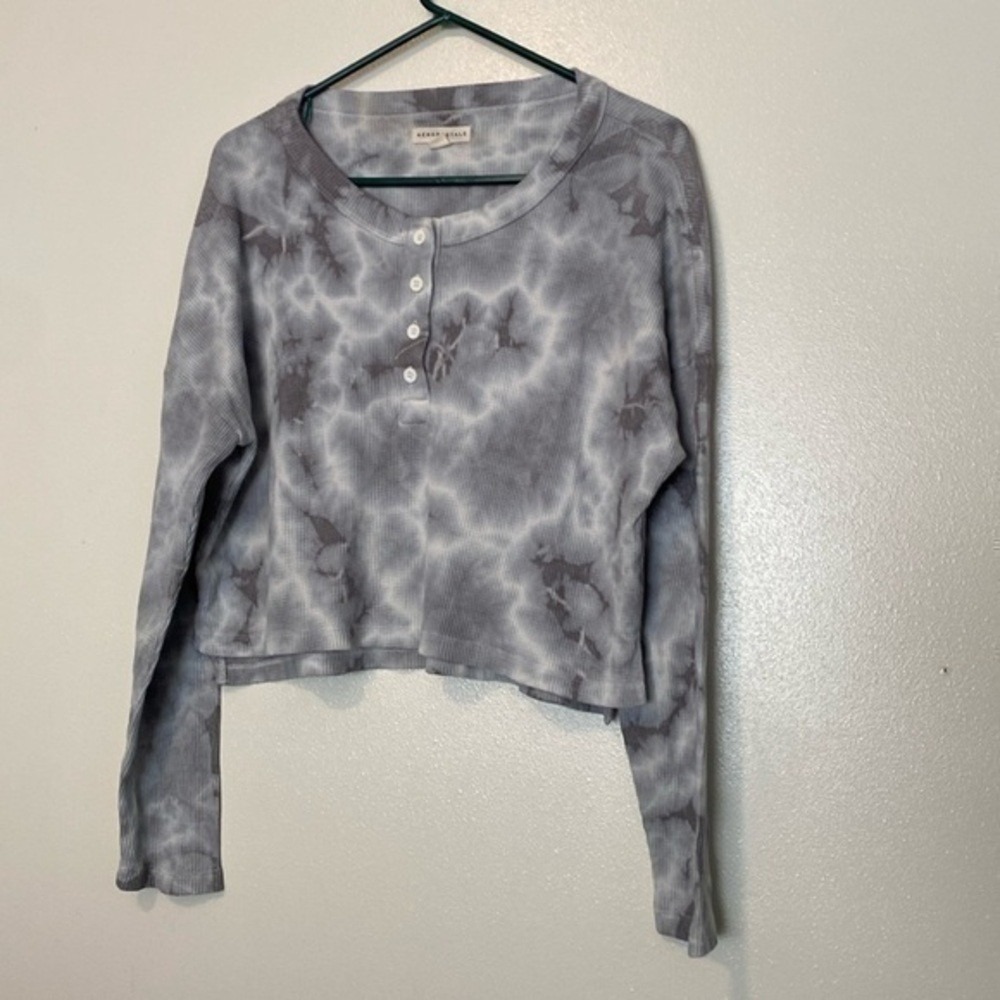 Aeropostale long sleeve thermal like button tie dyed shirt medium